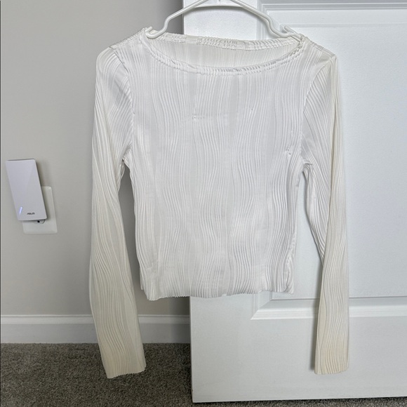 Tops - Elegant White Long Sleeve Top